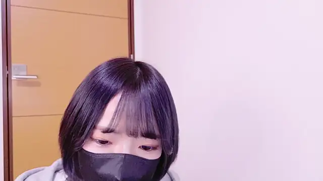 Snapshot of ranran_ch chatting on 8, 12, 2024 ranran ch online show from 8, 12, 2024