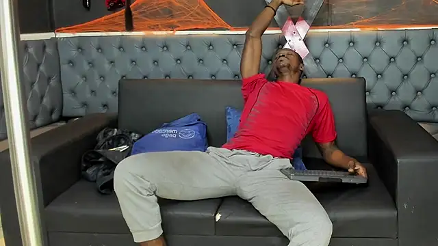 Terrance z online show from 25, 10, 2025