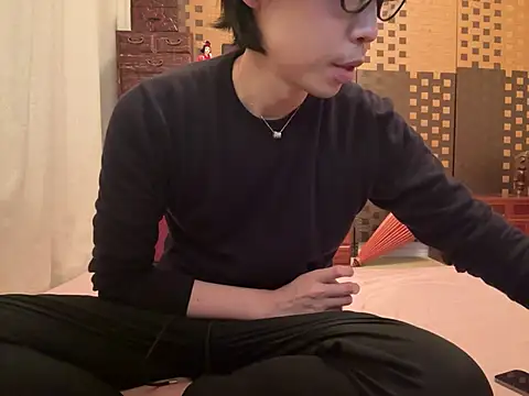 Snapshot of -mirai- chatting on 13, 3, 2025 -mirai- online show from 13, 3, 2025