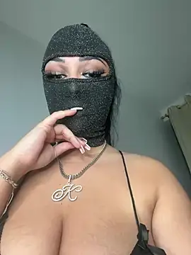 Snapshot of kamila_french chatting on 20, 3, 2025 kamila french online show from 20, 3, 2025