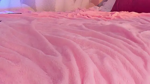 Snapshot of CrystalRey chatting on 6, 3, 2025 CrystalRey online show from 6, 3, 2025