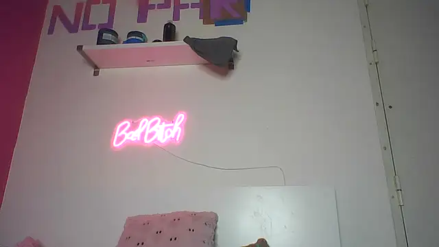 Snapshot of Icy__Diamond chatting on 7, 5, 2026 Icy Diamond online show from 7, 5, 2026