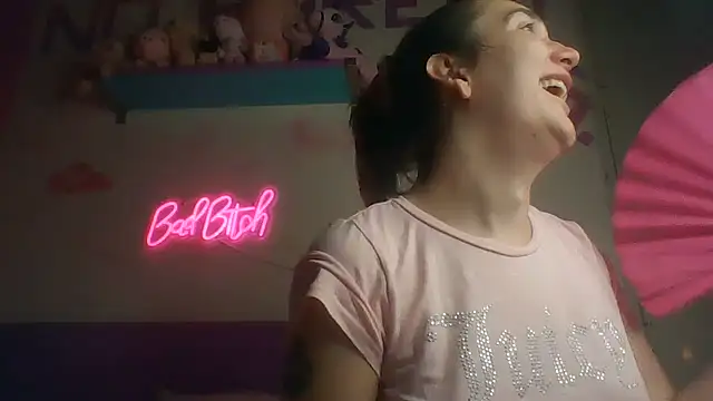 Snapshot of Icy__Diamond chatting on 2, 8, 2026 Icy Diamond online show from 2, 8, 2026
