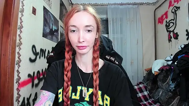 Roxy Silver online show from 13, 10, 2025