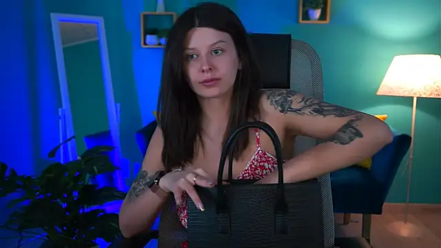 NicoleMun online show from 18, 2, 2025