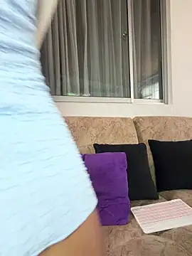 xenia golden online show from 8, 4, 2026