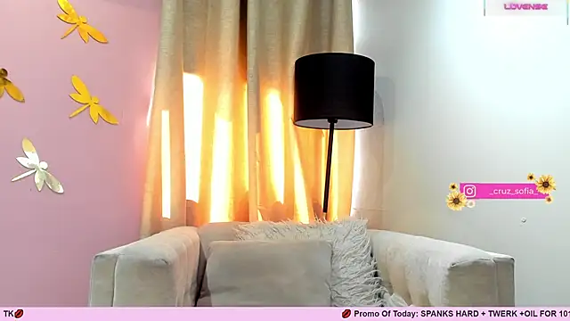  AlejaCruz  online show from 13, 3, 2025