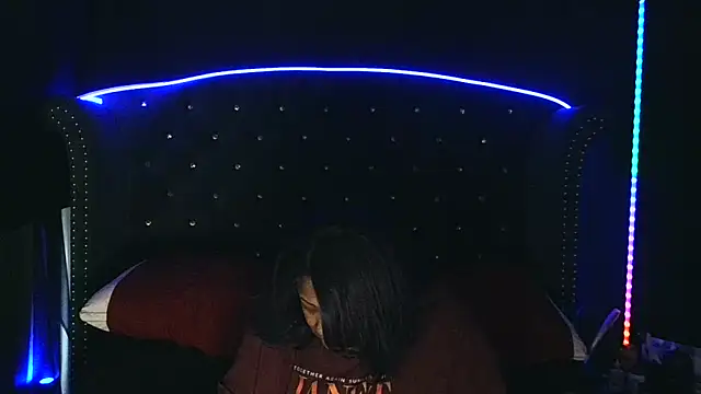 Snapshot of msyvette1970@xh chatting on 8, 2, 2025 msyvette1970xh online show from 8, 2, 2025