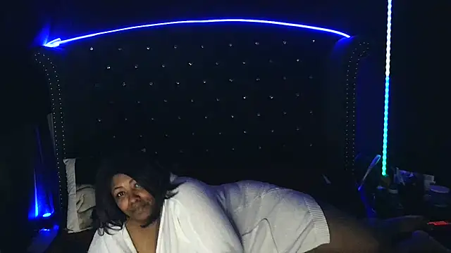 Snapshot of msyvette1970@xh chatting on 13, 2, 2025 msyvette1970xh online show from 13, 2, 2025