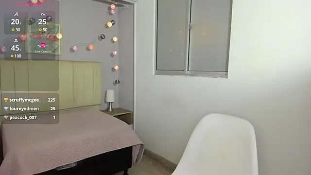 ema saenz online show from 27, 2, 2025