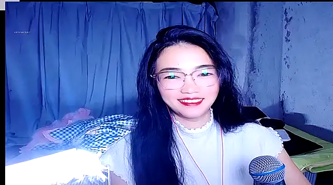 Floor oo online show from 10, 1, 2025