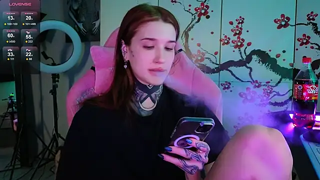 Snapshot of SophieInkk chatting on 27, 1, 2025 SophieInkk online show from 27, 1, 2025