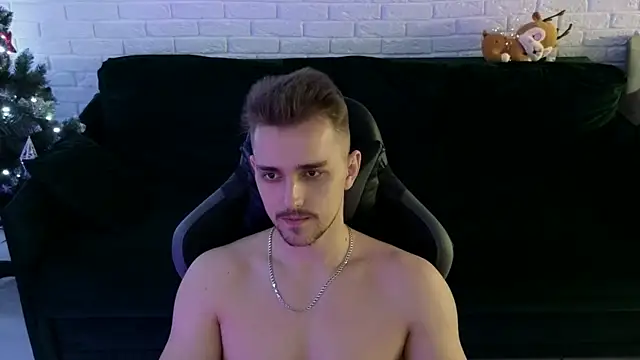 Snapshot of Larstar01 chatting on 23, 12, 2024 Larstar01 online show from 23, 12, 2024