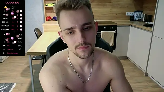 Snapshot of Larstar01 chatting on 3, 2, 2025 Larstar01 online show from 3, 2, 2025