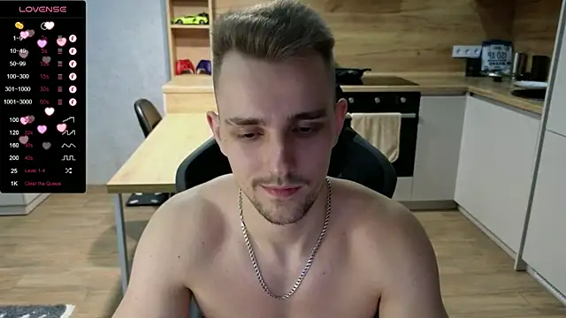 Snapshot of Larstar01 chatting on 9, 2, 2025 Larstar01 online show from 9, 2, 2025