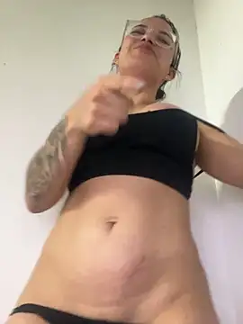 Snapshot of lulu_kis chatting on 26, 9, 2025 lulu kis online show from 26, 9, 2025