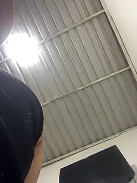 Snapshot of lulu_kis chatting on 24, 11, 2025 lulu kis online show from 24, 11, 2025