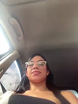 lulu kis online show from 3, 3, 2026