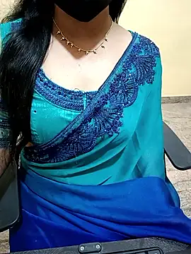 Snapshot of Nithya_05 chatting on 15, 9, 2025 Nithya 05 online show from 15, 9, 2025