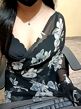 Snapshot of Nithya_05 chatting on 19, 9, 2025 Nithya 05 online show from 19, 9, 2025