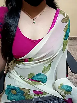 Snapshot of Nithya_05 chatting on 20, 9, 2025 Nithya 05 online show from 20, 9, 2025