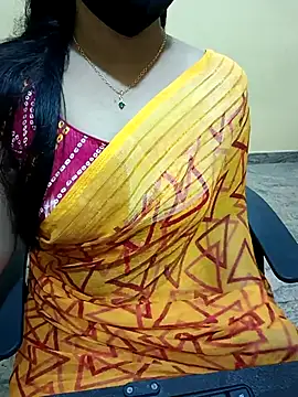 Snapshot of Nithya_05 chatting on 22, 9, 2025 Nithya 05 online show from 22, 9, 2025