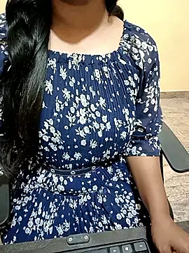 Snapshot of Nithya_05 chatting on 7, 10, 2025 Nithya 05 online show from 7, 10, 2025