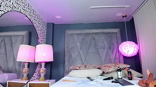 nahomi sweett online show from 11, 3, 2025