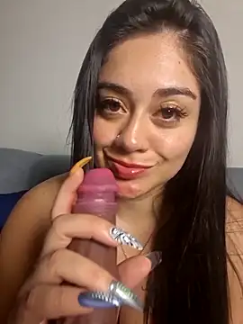 nahomi sweett online show from 15, 3, 2026