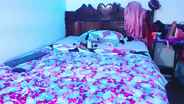 Snapshot of Candy-love87 chatting on 27, 2, 2025 Candy-love87 online show from 27, 2, 2025