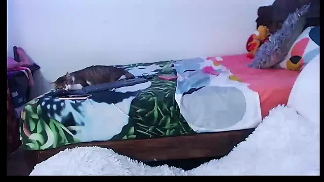 Snapshot of Candy-love87 chatting on 25, 10, 2025 Candy-love87 online show from 25, 10, 2025