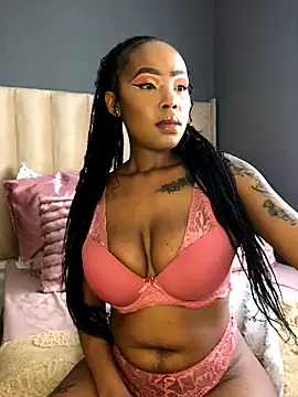 Snapshot of Nicole_Liam_ chatting on 11, 10, 2025 Nicole Liam online show from 11, 10, 2025