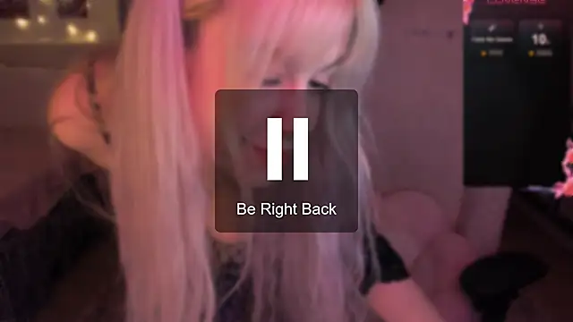 yourcutemouse online show from 8, 2, 2026