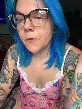 CherryBombBomb online show from 15, 1, 2026