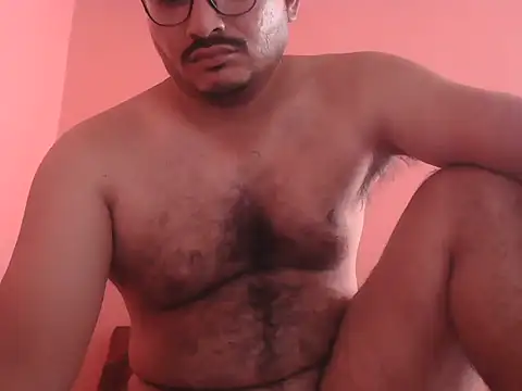 Snapshot of naughtymike0007 chatting on 7, 6, 2026 naughtymike0007 online show from 7, 6, 2026