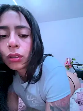 Snapshot of CieloTaylor chatting on 15, 12, 2025 CieloTaylor online show from 15, 12, 2025