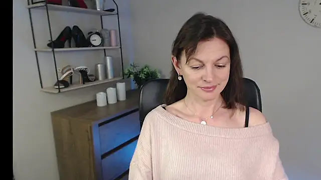 VivianWILD online show from 20, 2, 2025