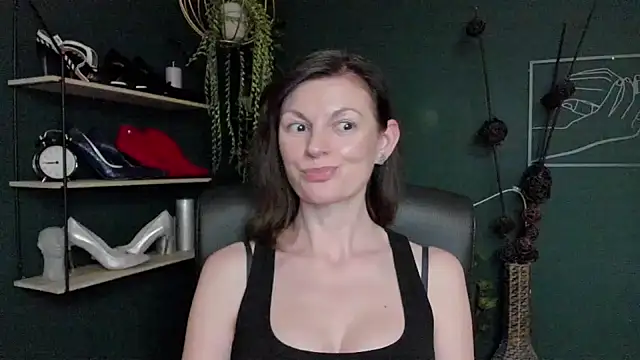 VivianWILD online show from 18, 3, 2025