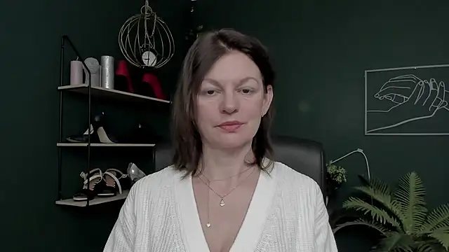 VivianWILD online show from 25, 11, 2025