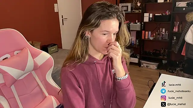 lucie mehott online show from 3, 12, 2024