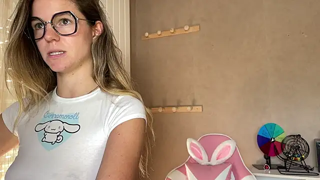 lucie mehott online show from 27, 9, 2025