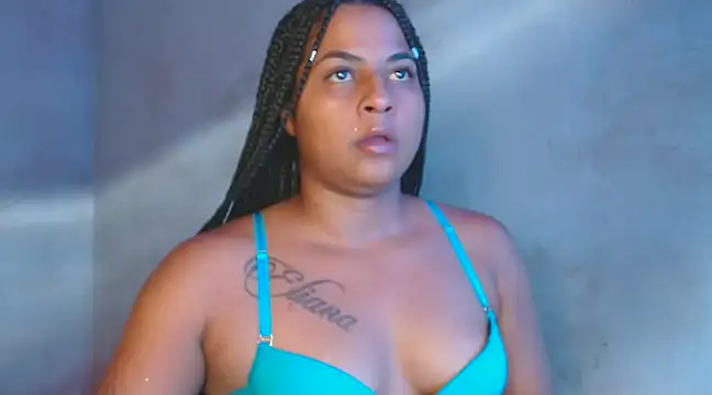 Snapshot of Giselabrunette25 chatting on 8, 1, 2025 Giselabrunette25 online show from 8, 1, 2025