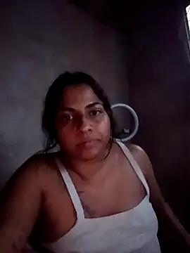 Snapshot of Giselabrunette25 chatting on 9, 9, 2025 Giselabrunette25 online show from 9, 9, 2025