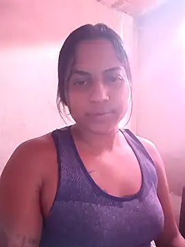 Snapshot of Giselabrunette25 chatting on 17, 9, 2025 Giselabrunette25 online show from 17, 9, 2025