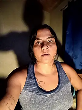 Snapshot of Giselabrunette25 chatting on 18, 9, 2025 Giselabrunette25 online show from 18, 9, 2025