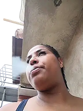 Snapshot of Giselabrunette25 chatting on 28, 9, 2025 Giselabrunette25 online show from 28, 9, 2025