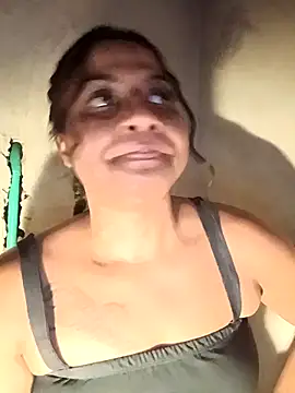 Snapshot of Giselabrunette25 chatting on 10, 10, 2025 Giselabrunette25 online show from 10, 10, 2025