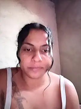 Snapshot of Giselabrunette25 chatting on 15, 10, 2025 Giselabrunette25 online show from 15, 10, 2025