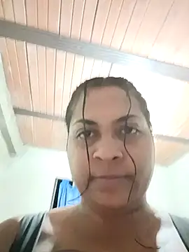 Snapshot of Giselabrunette25 chatting on 28, 10, 2025 Giselabrunette25 online show from 28, 10, 2025