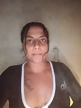 Snapshot of Giselabrunette25 chatting on 30, 10, 2025 Giselabrunette25 online show from 30, 10, 2025